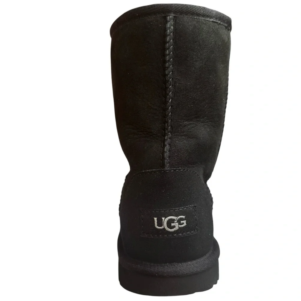 New Ugg Classic Short II Black Boots US 4 Big Kids 4 - 10 years Unisex Custom